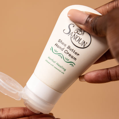 Hand applying Lafia Hand Cream